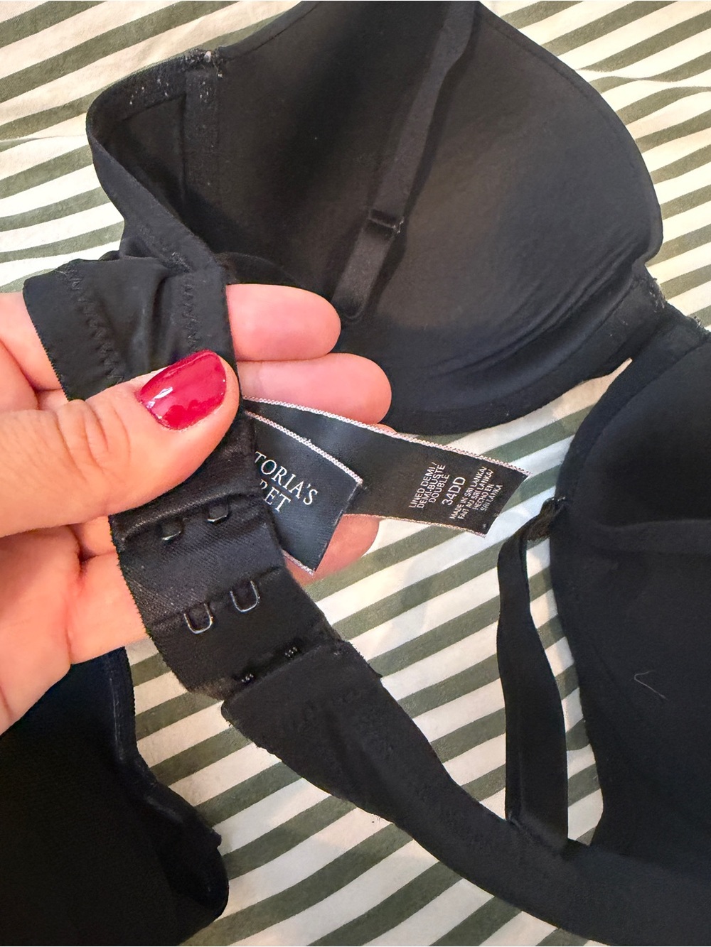 Victoria's Secret Lined Demi Black T-Shirt Bra - Picture 2 of 3